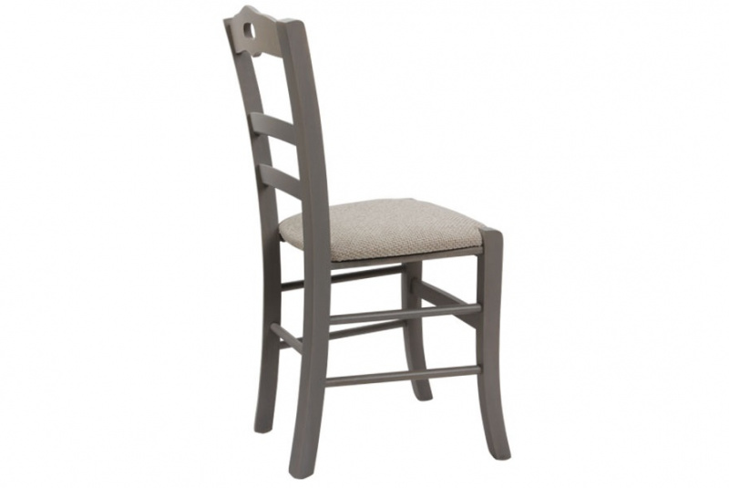 Stoličky / Zuzana - foto Stoličky / Zuzana - foto